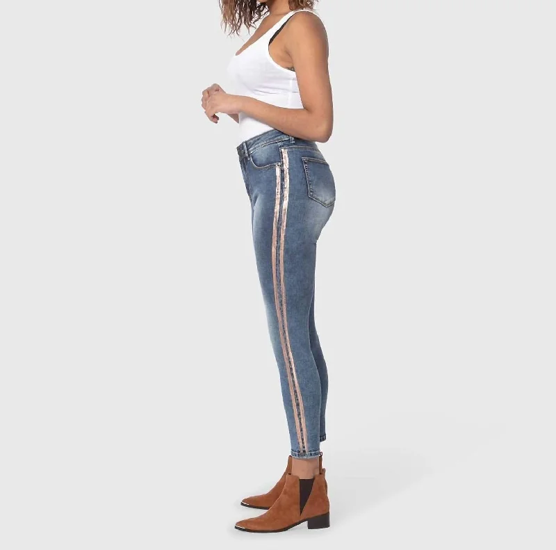 Alexa Distressed Jean In Medium Blue Distressed