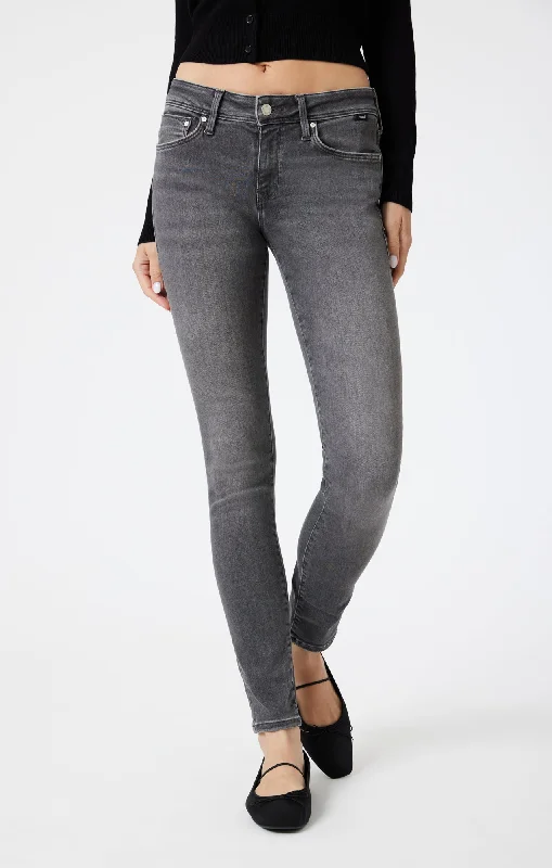 ALEXA SKINNY IN MID SMOKE INDIGO SHAPE