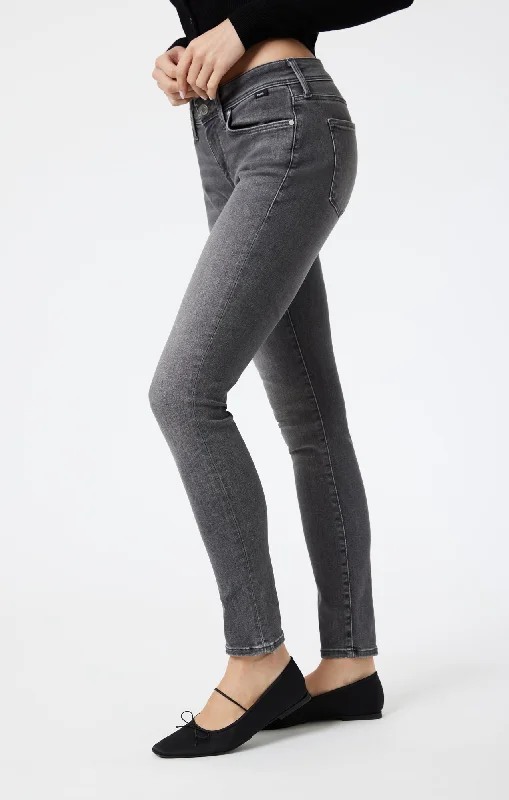 ALEXA SKINNY IN MID SMOKE INDIGO SHAPE