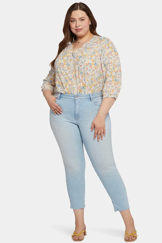 Alina Skinny Ankle Jeans In Plus Size - Dunes