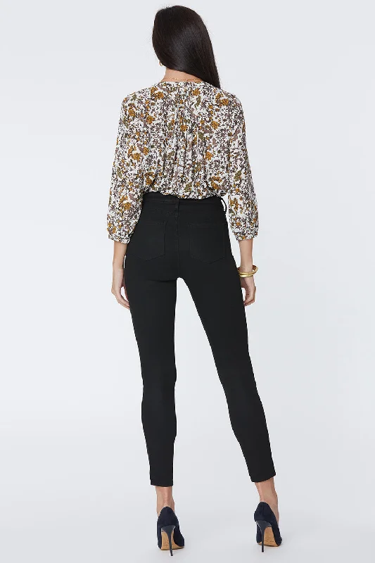 Ami Skinny Jeans In Petite - Black Rinse