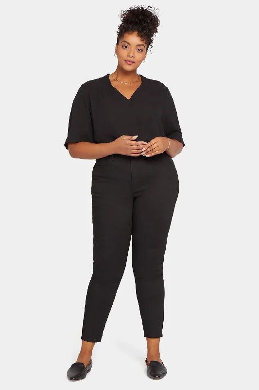 Ami Skinny Jeans In Plus Size - Black Rinse