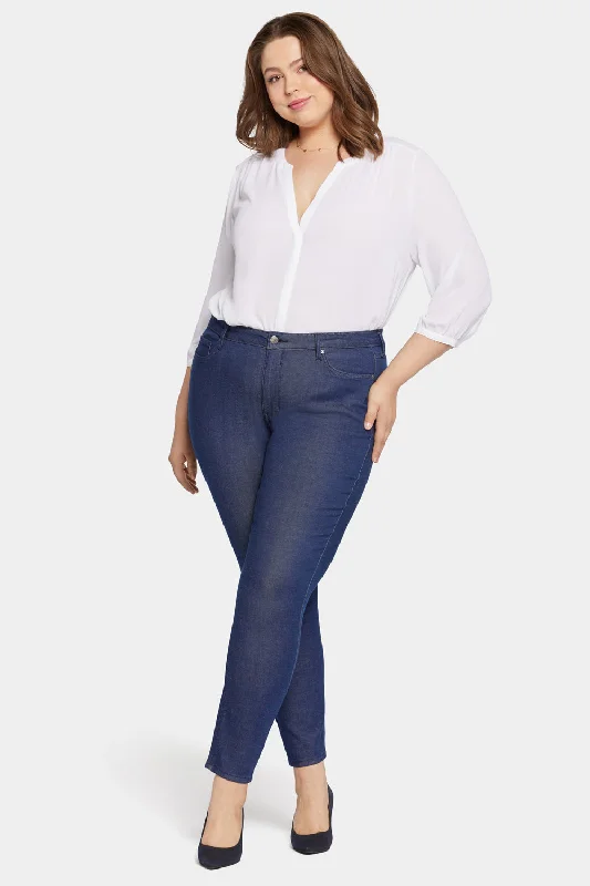 Ami Skinny Jeans In Plus Size - Endless Blue