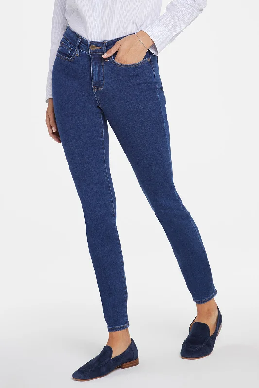 Ami Skinny Jeans In Tall - Quinn