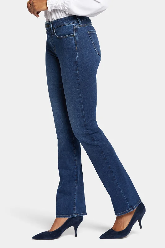 Barbara Bootcut Jeans In Petite - Cooper