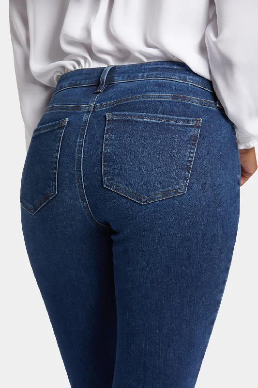 Barbara Bootcut Jeans In Petite - Cooper