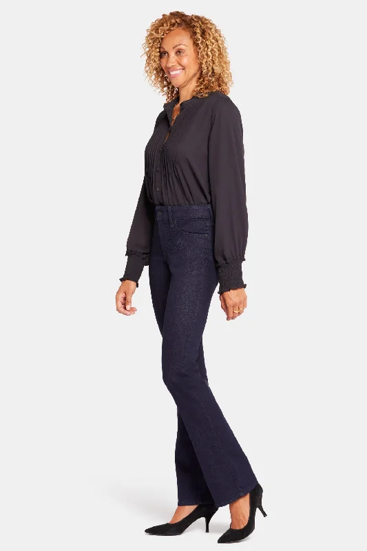 Barbara Bootcut Jeans In Petite - Rinse