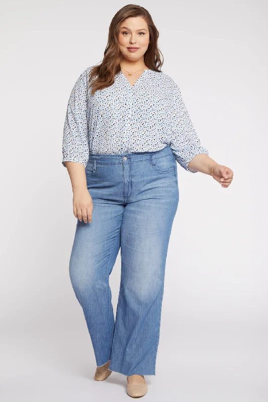 Teresa Wide Leg Jeans In Plus Size - Everly