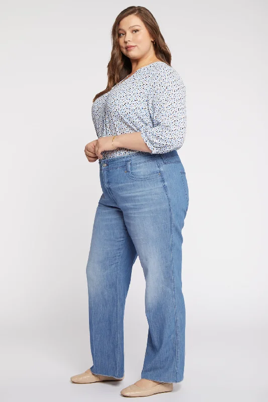 Teresa Wide Leg Jeans In Plus Size - Everly