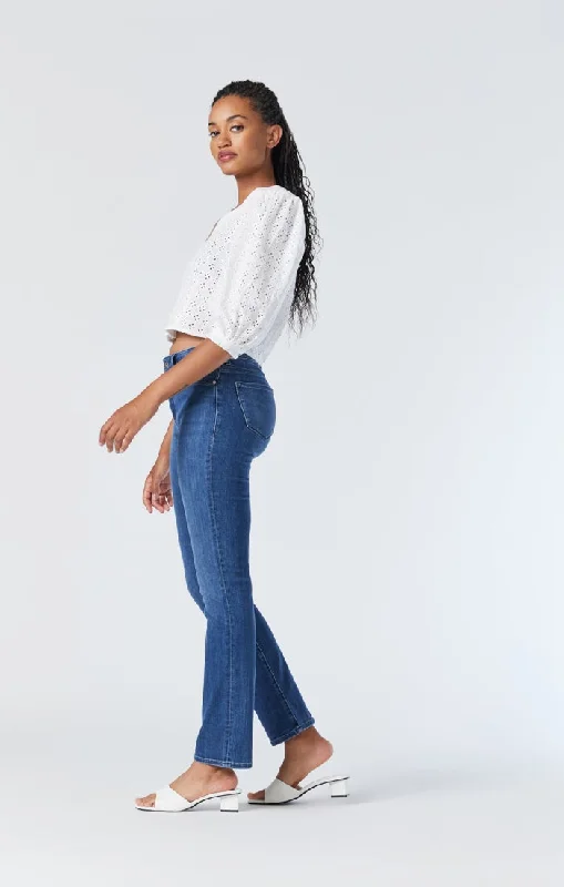 KENDRA STRAIGHT LEG JEANS IN MID SUPERSOFT