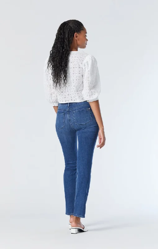 KENDRA STRAIGHT LEG JEANS IN MID SUPERSOFT