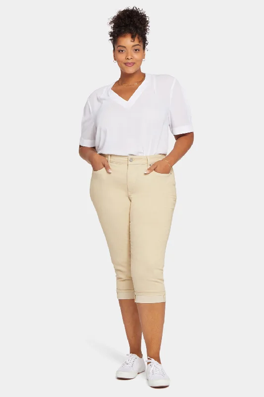 Marilyn Straight Crop Jeans In Plus Size - Butter