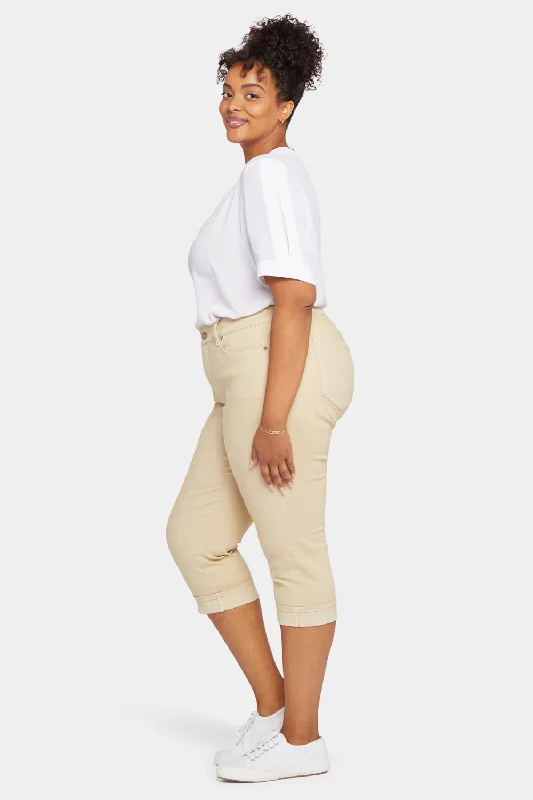 Marilyn Straight Crop Jeans In Plus Size - Butter