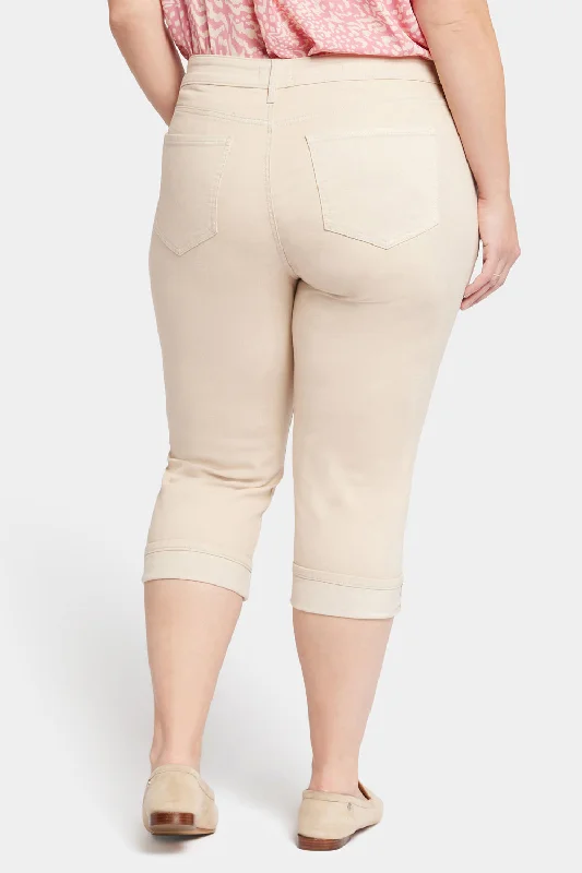 Marilyn Straight Crop Jeans In Plus Size - Feather