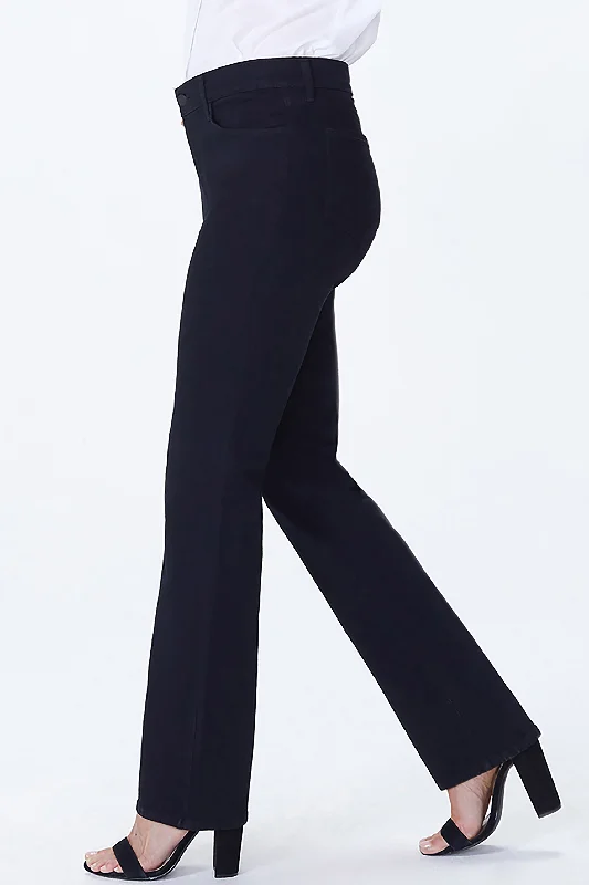 Marilyn Straight Jeans In Petite - Black