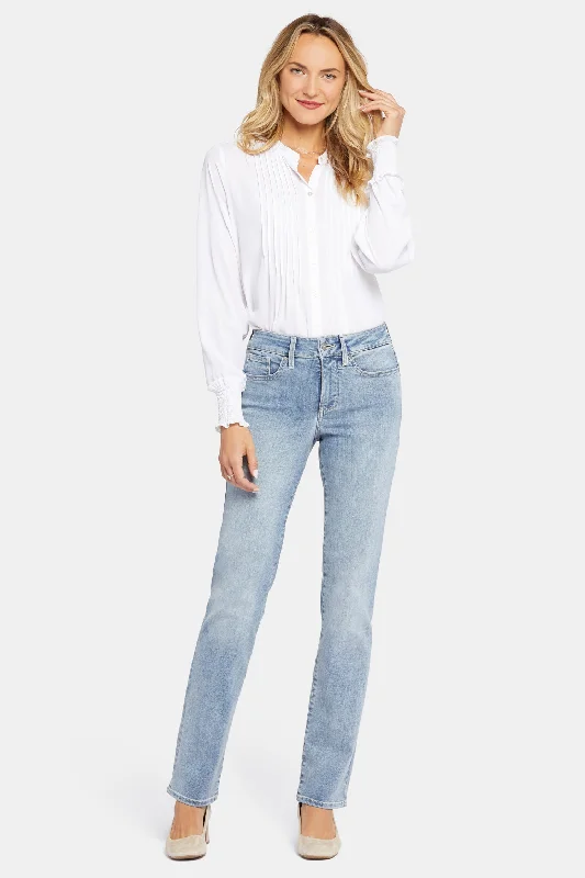 Marilyn Straight Jeans In Petite - Haley