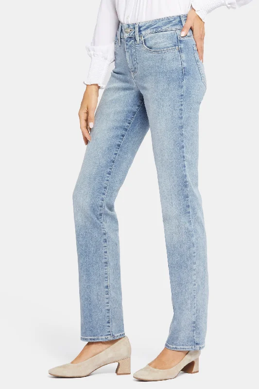 Marilyn Straight Jeans In Petite - Haley