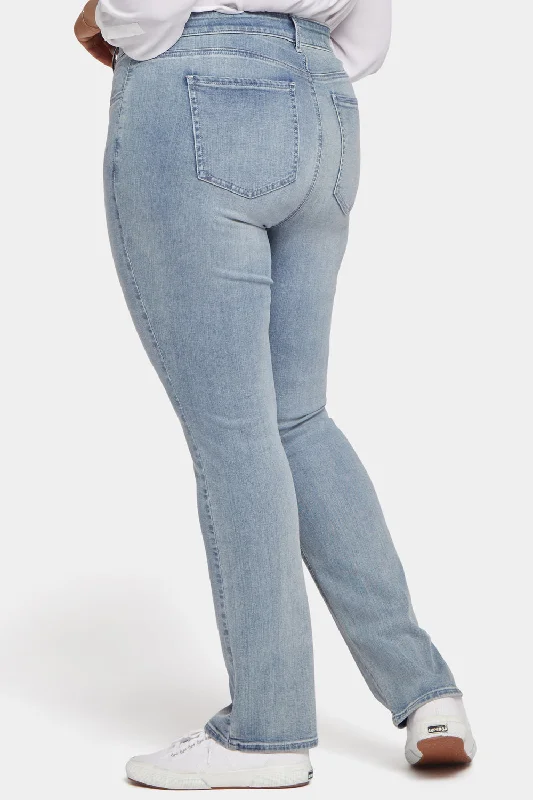 Marilyn Straight Jeans In Plus Size - Thistle Falls