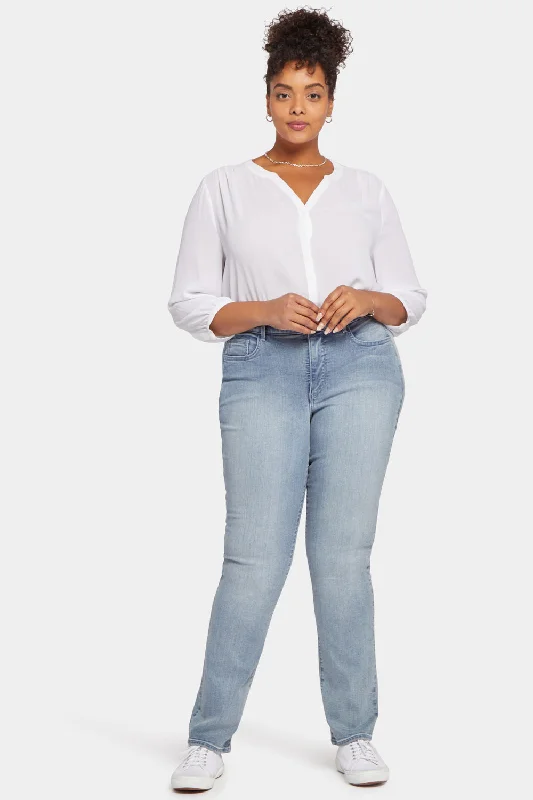 Marilyn Straight Jeans In Plus Size - Thistle Falls