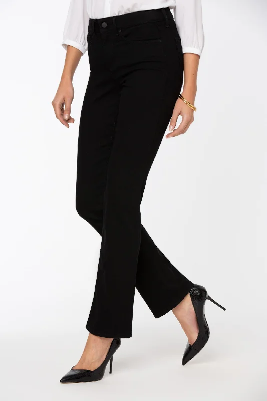 Marilyn Straight Jeans In Tall - Black