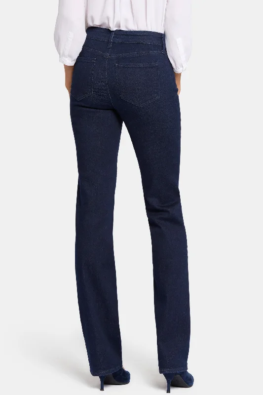 Marilyn Straight Jeans In Tall - Rinse