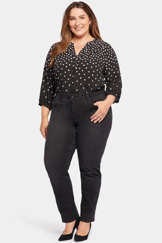 Relaxed Slender Jeans In Plus Size - Legend