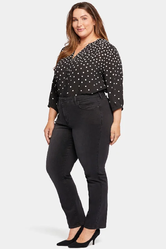 Relaxed Slender Jeans In Plus Size - Legend