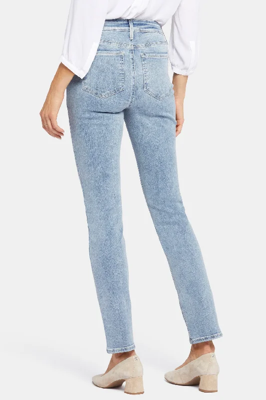 Sheri Slim Jeans In Petite - Haley