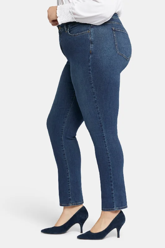 Sheri Slim Jeans In Plus Size - Cooper