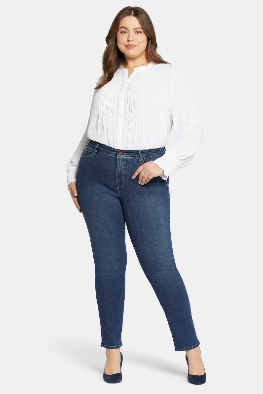 Sheri Slim Jeans In Plus Size - Cooper