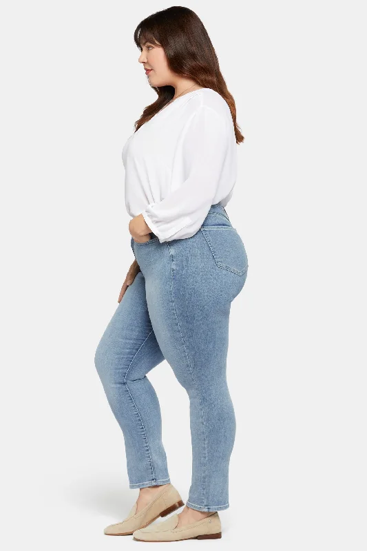 Sheri Slim Jeans In Plus Size - Haley