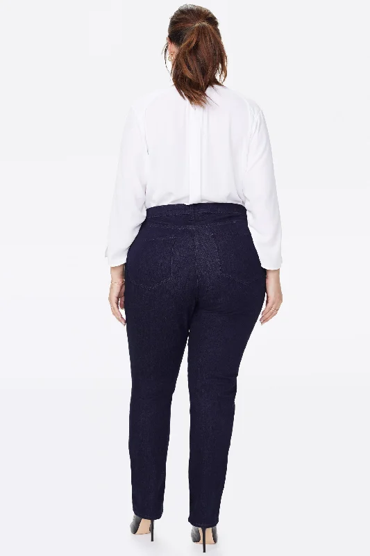 Sheri Slim Jeans In Plus Size - Rinse