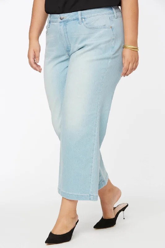 Teresa Wide Leg Ankle Jeans in Plus Size - Naomi