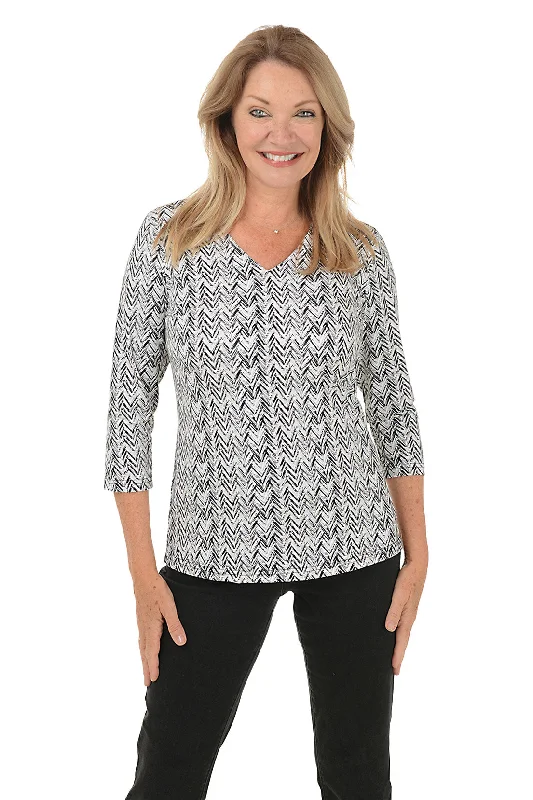 Sandy Chevron Classic UPF50+ V-Neck Top