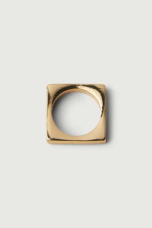 SQUARE RING