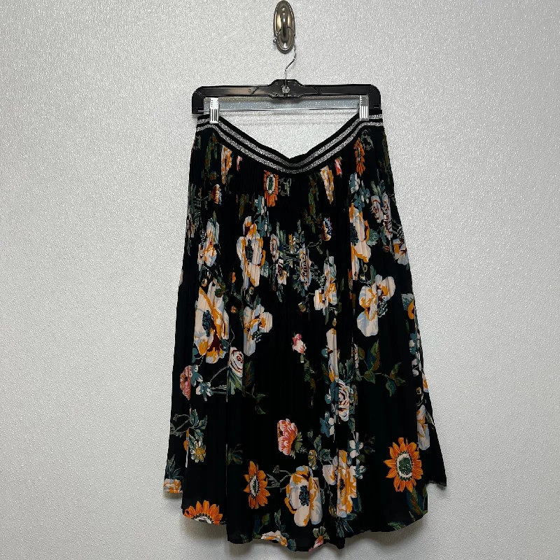 Skirt Mini & Short By Ava & Viv In Floral, Size: 1x