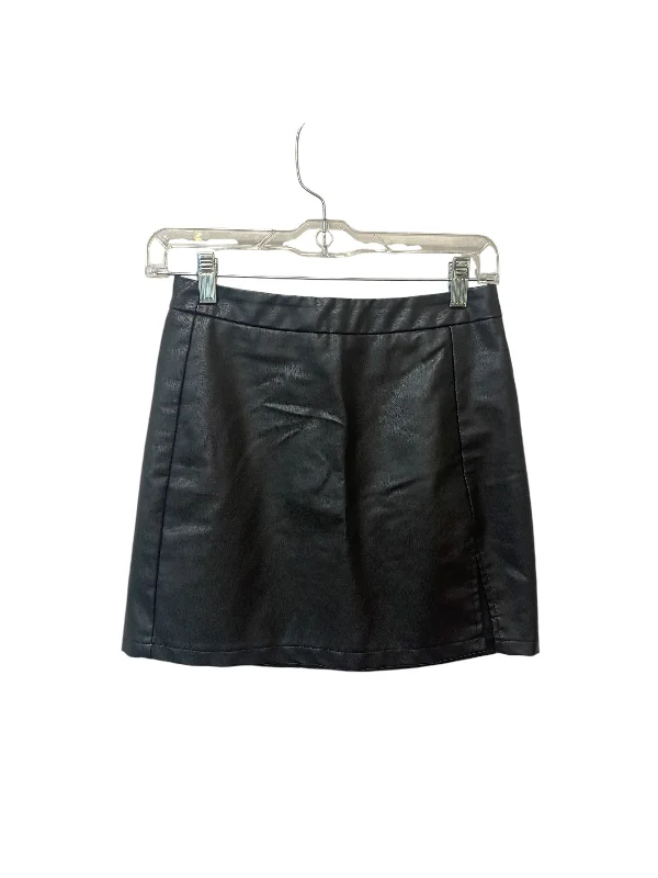 Skirt Mini & Short By Shein In Black, Size: Xs